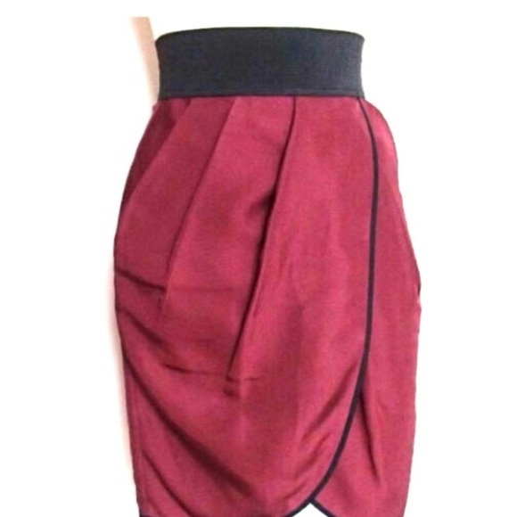 Wilfred| Pretty Burgundy 100% Silk Tulip Hem Pleated Mini Skirt w/Pockets Sz 2 - Picture 5 of 5